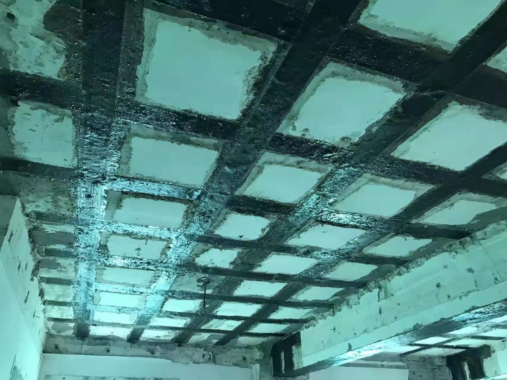 建始粘碳纤维布施工工艺